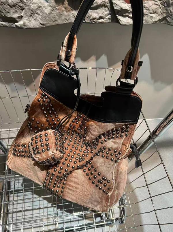 TAS JEANS TOTE BAG WITH BEADING STUDD