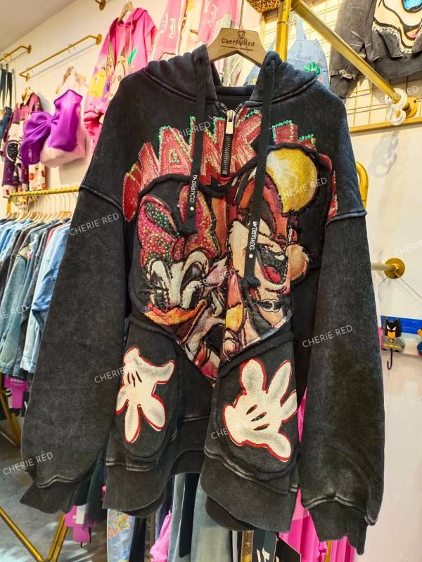 YBDW HOODIE LOLA BUNNY & DAISY HITAM